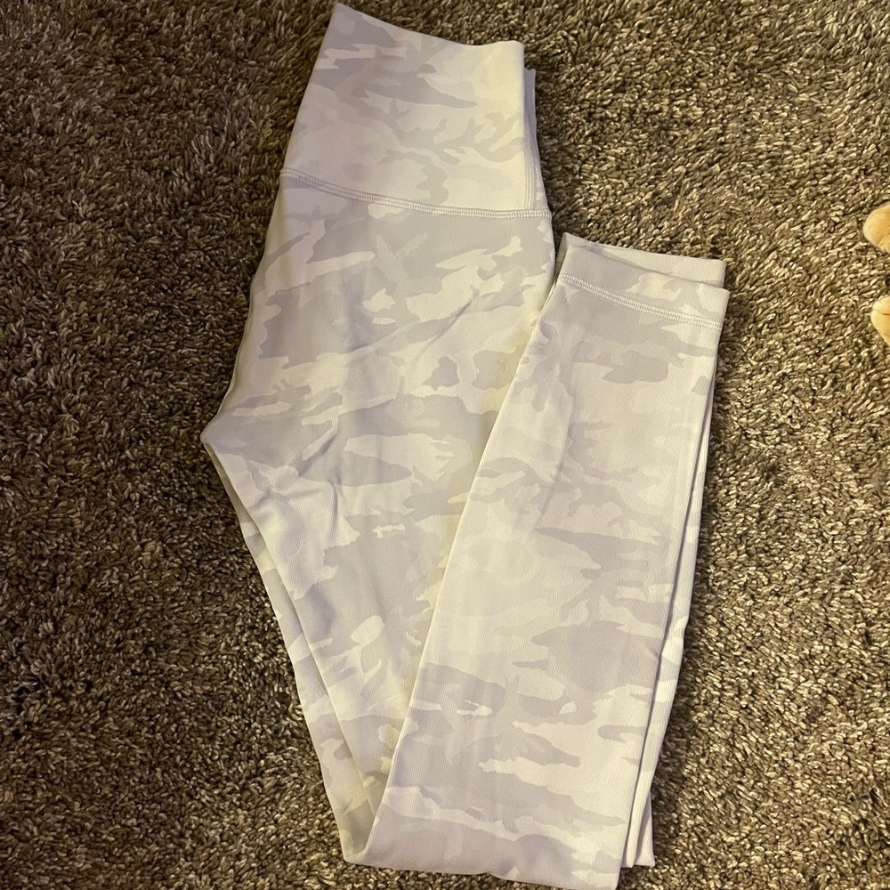 lulu leggings - white camo!!
